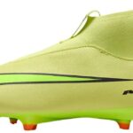 Nike jr. Mercurial superfly 10 fg in de kleur groen.