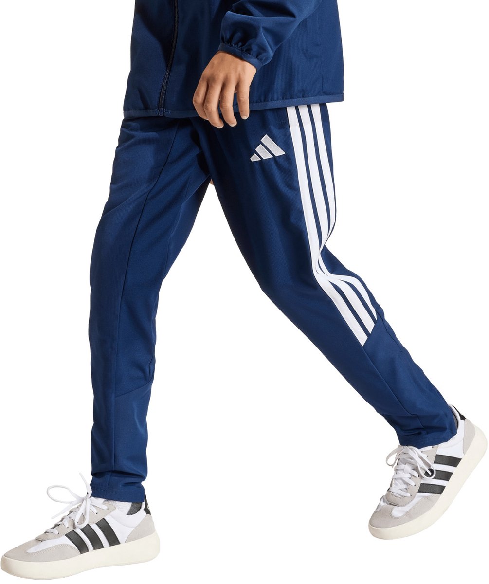1005x1200-19 adidas Broek Kinderen Tiro 26 League Presentation Donkerblauw - Maat 164cm - Afbeelding 1