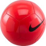 Nike Pitch Team Voetbal Rood 4