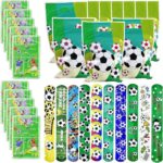 Slap Bands voor Kinderen - Voetbalarmbanden 10 stuks + Geschenkzakjes, Flipperspel Voetbalveld Klikarmbanden - Voetbalfeestje - Jongens