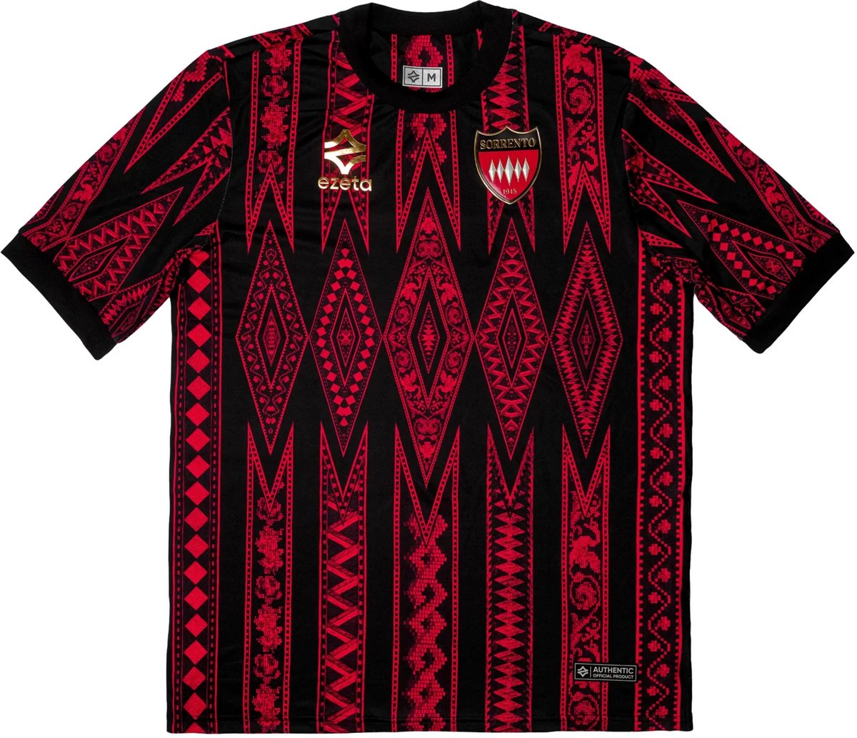 1200x1034-4 Sorrento Thuisshirt 2025/26 - Italië Voetbalshirt - Sorrento - Maat M - Ezeta - Globalsoccershop - Afbeelding 1