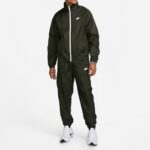 Nike Sportswear Club Trainingspak - Maat S