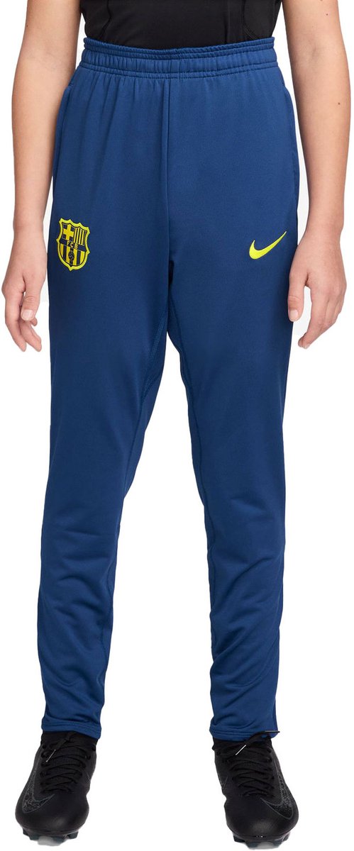 499x1200-4 Nike FC Barcelona Strike Trainingsbroek 2025/2026 - Blauw/Geel - Maat M (137-147cm) - Kids - Afbeelding 1