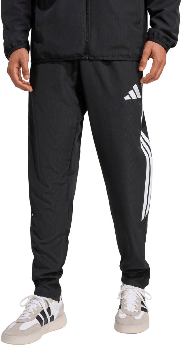 631x1200-10 adidas Tiro 26 League Presentation Herenpresentatiebroek Zwart - Afbeelding 1