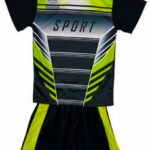 Kinder sport set tenue maat 158/164 tweedelig zwart/groen t-shirt + korte broek sportset sportkleding unisex mooie kwaliteit
