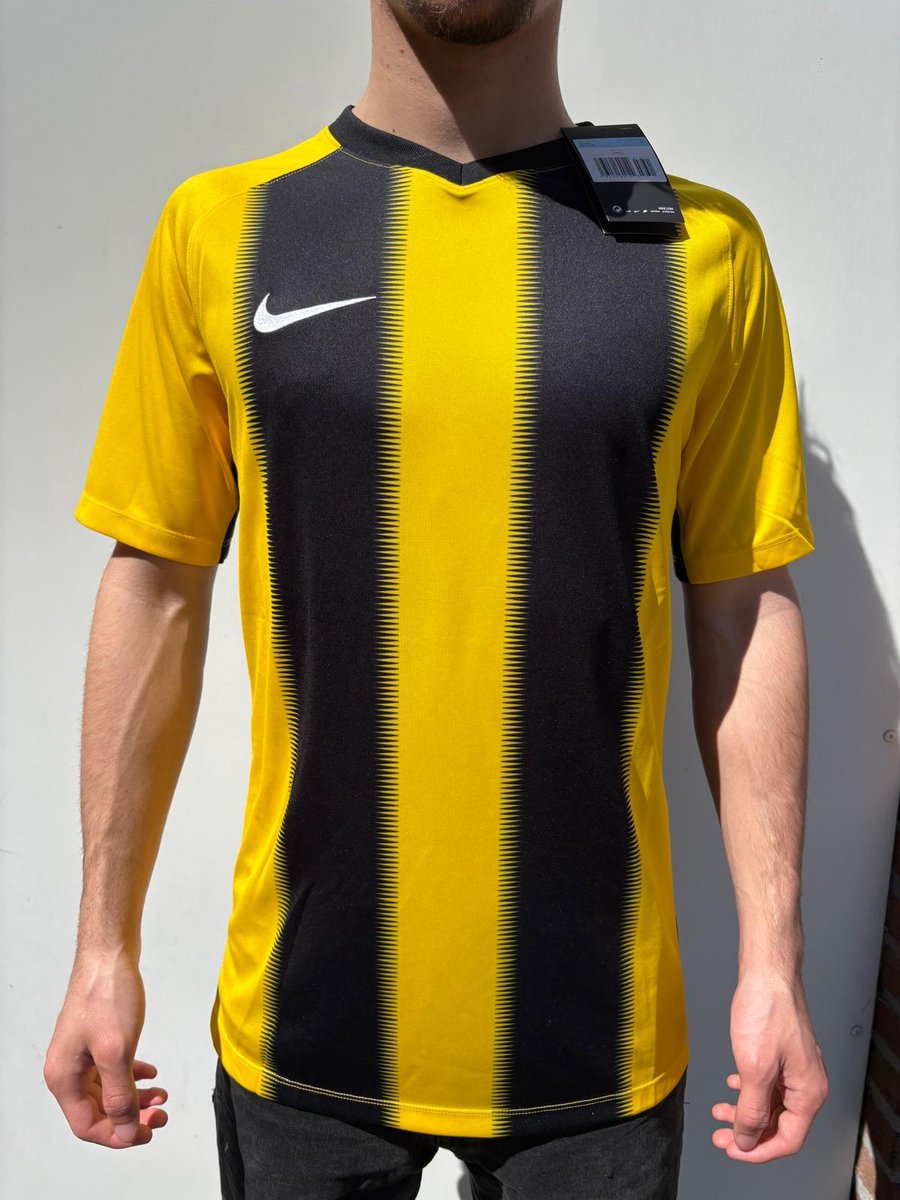 900x1200-2 Nike T-shirt Mannen - NAC - maat M - Afbeelding 1