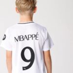 Real Madrid Thuis Shirt Mbappé - Maat 116 t/m 164 - Kylian Mbappé - 2024/2025 - Voetbalshirt Kinderen - Jongens en Meisjes