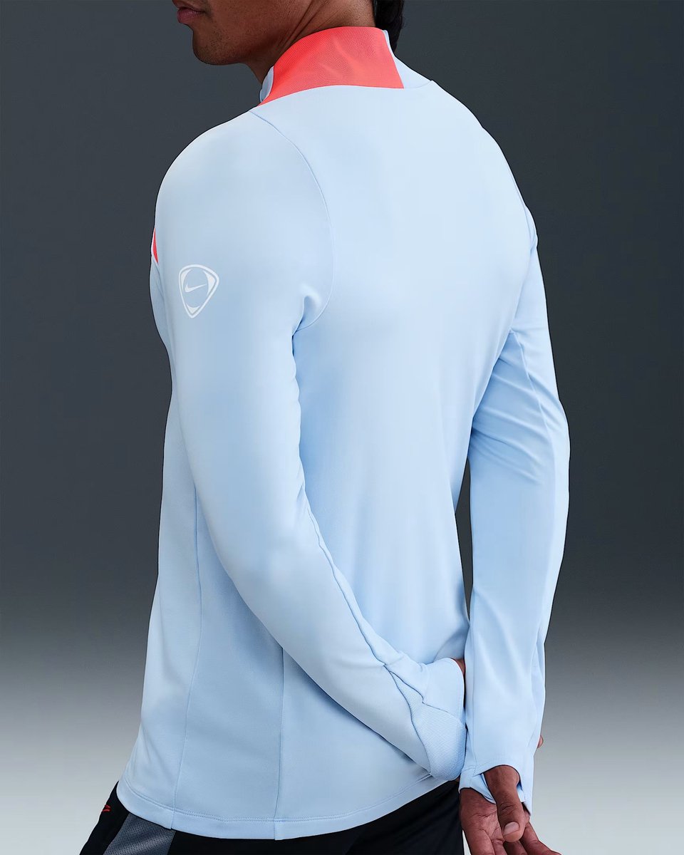 960x1200-162 NIKE - m nk df strk dril top t90 - T-shirt voetbal train lm heren - Blauw - Afbeelding 1