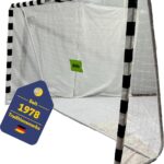 Voetbaldoel 300 x 200 x 90 cm in zwart en wit